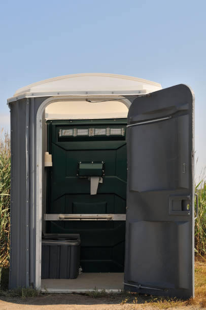 Best Luxury portable toilet rental  in Salina, KS